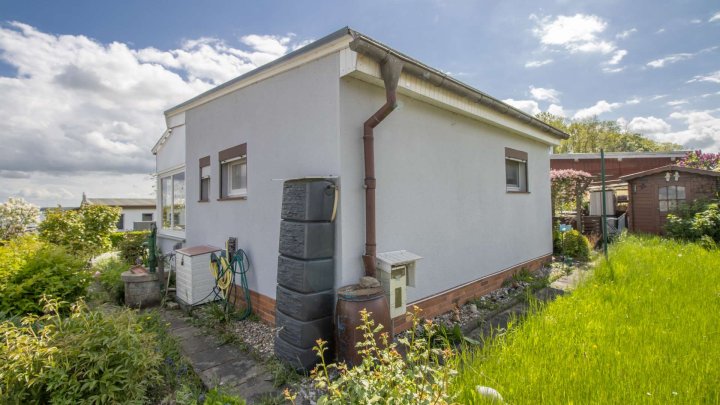 Eigentumsgrundstück mit Ferienbungalow mit Wasserblick in Drigge auf der Insel Rügen