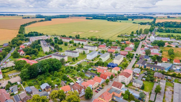 Doppelhaushälfte mit Garage und Garten auf der Insel Rügen