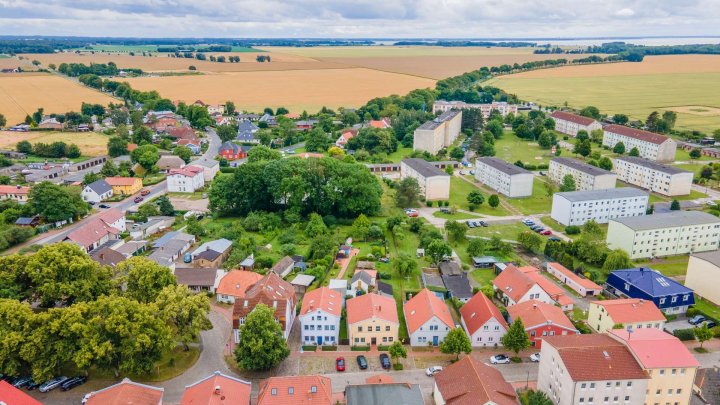 Doppelhaushälfte mit Garage und Garten auf der Insel Rügen