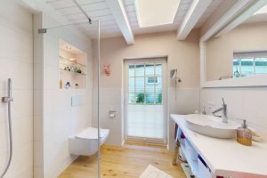 Badezimmer im EG