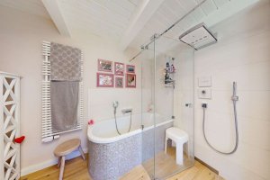 Badezimmer im EG