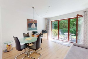 Wohnzimmer mit Essbereich